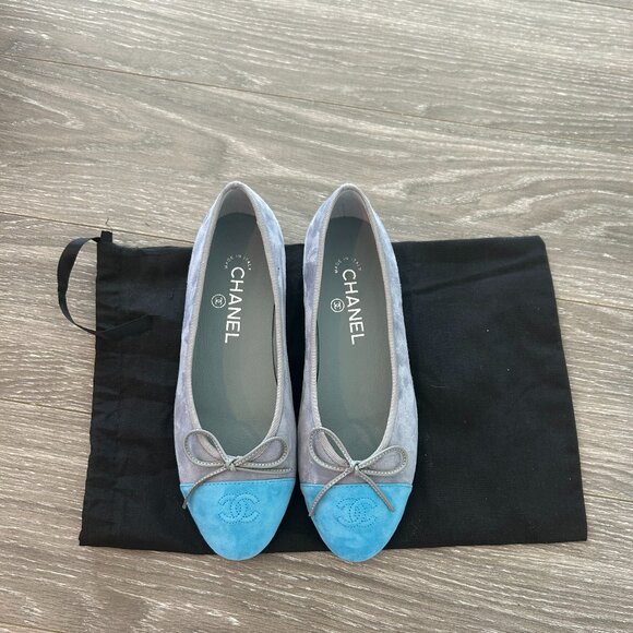 CHANEL Ballet Flats - Picture 1 of 3